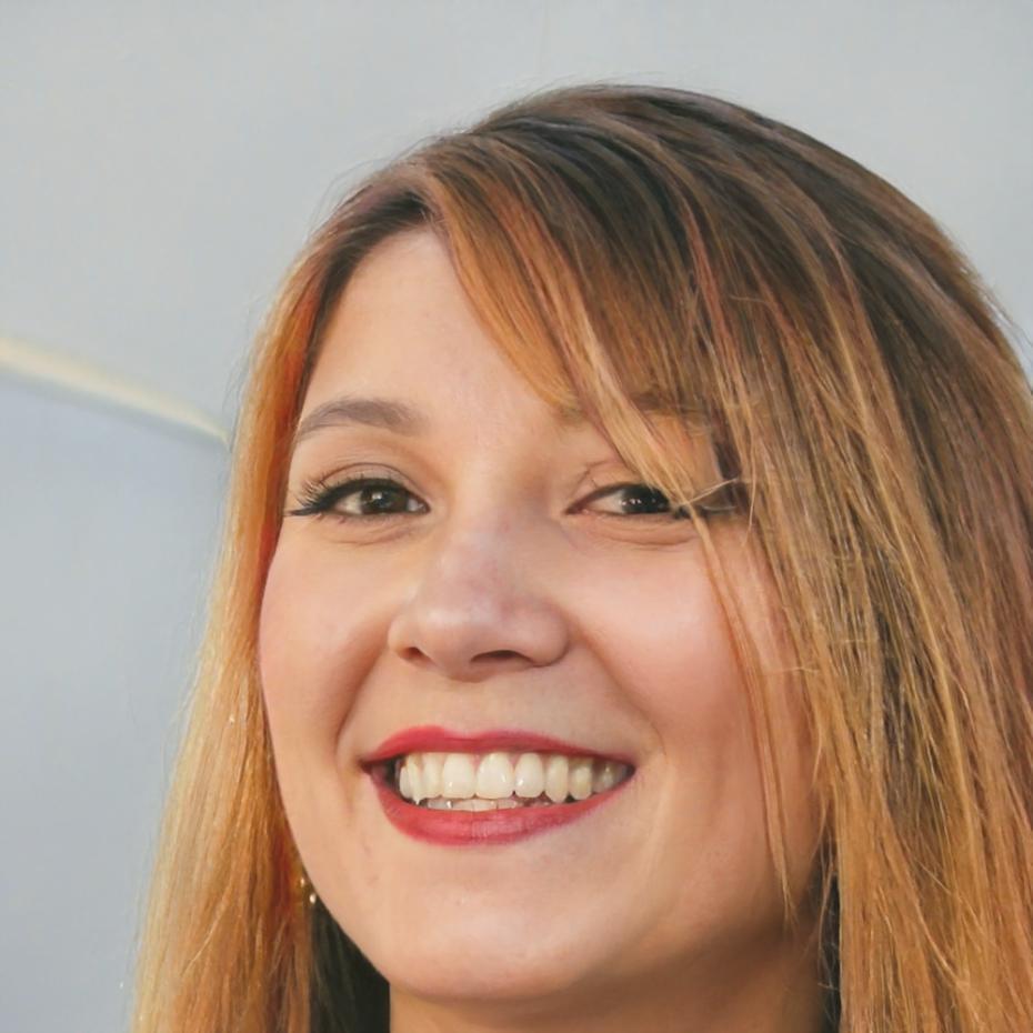 Calista Montrose, Senior Financial Analyst